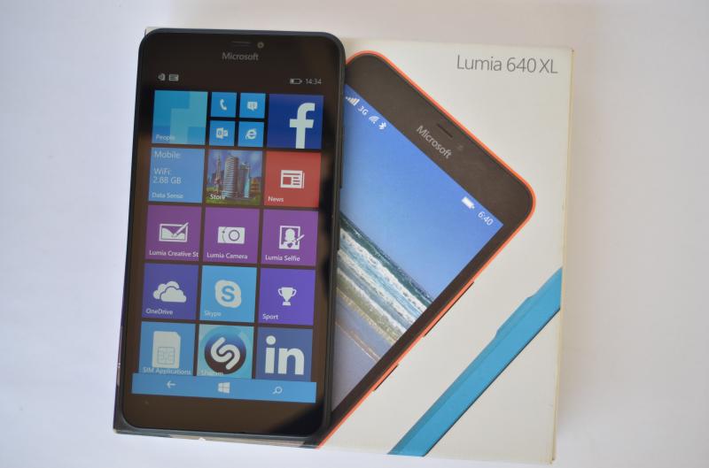  Lumia 640 XL box