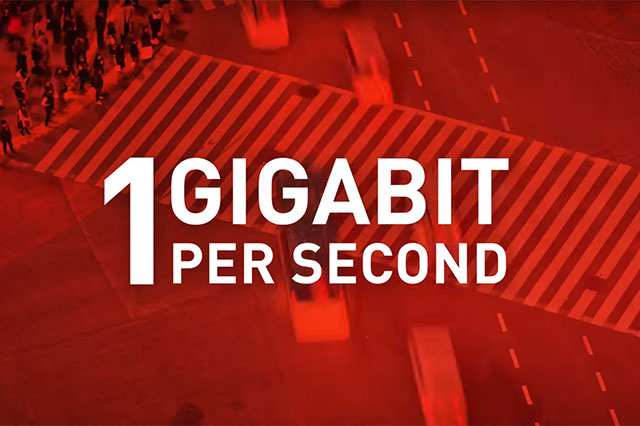 Gigabit LTE smartphones