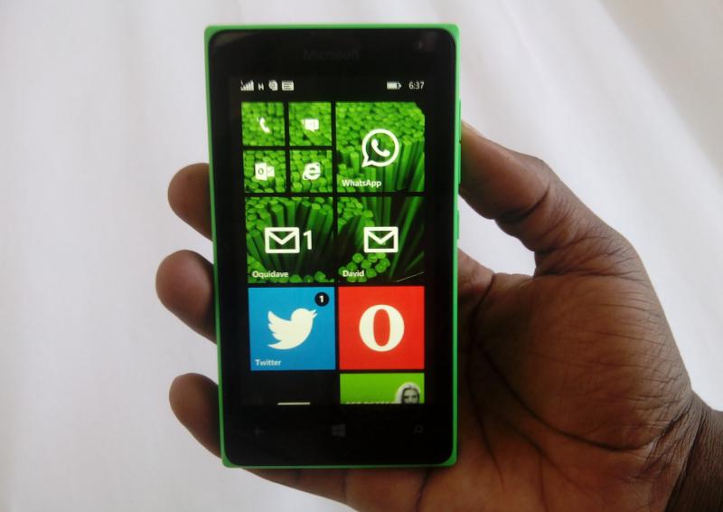 Lumia 435 on the hands