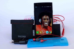 Tecno Boom J7