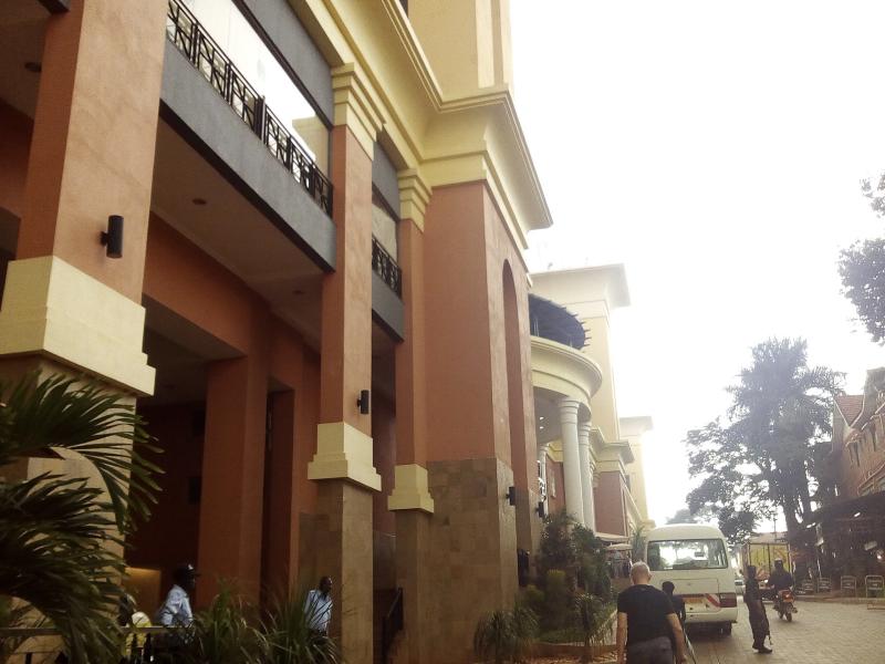 Accacia mall