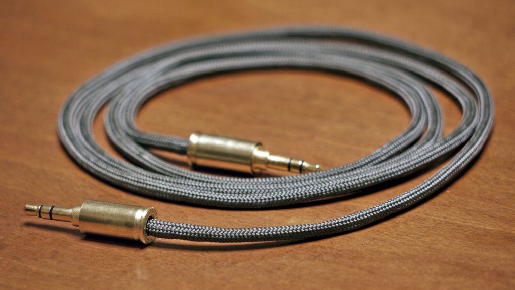 5 must-have cables for your home