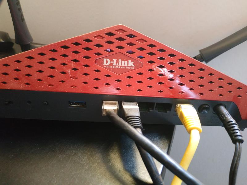 D-LINK AC 3150 MU-MIMO Ultra WiFi router