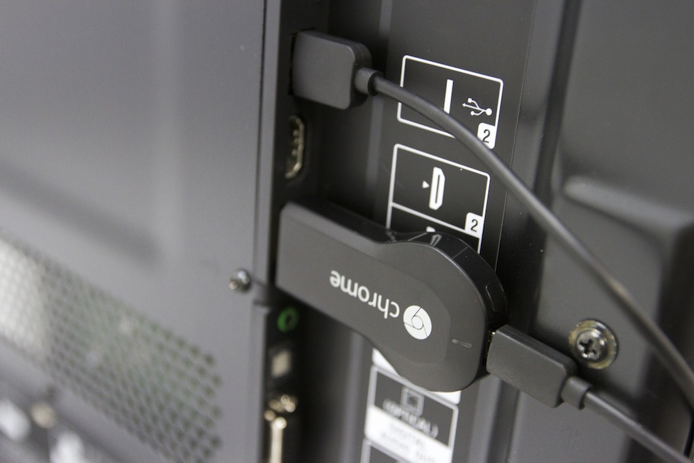 What Can I use my TVs USB Port for? 5 Great uses 3 powering devices with TV USB port