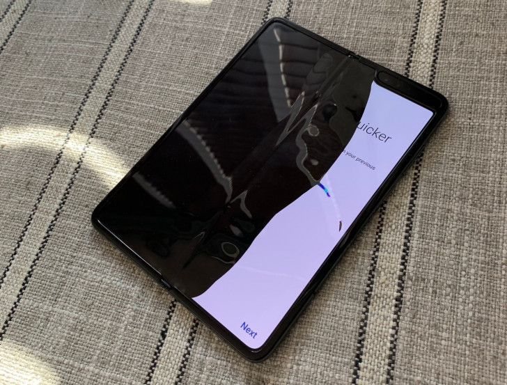 Samsung Galaxy Fold Broken Display