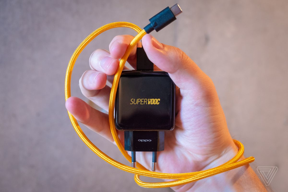 Fast clearance charger adaptor