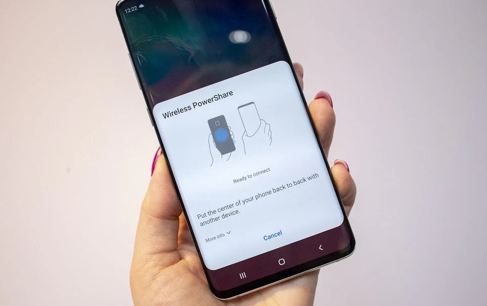wireless power sharing iphone 13