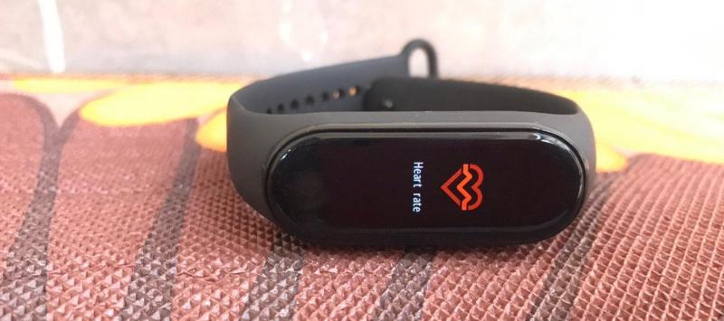 continuous heart rate monitor mi band 4