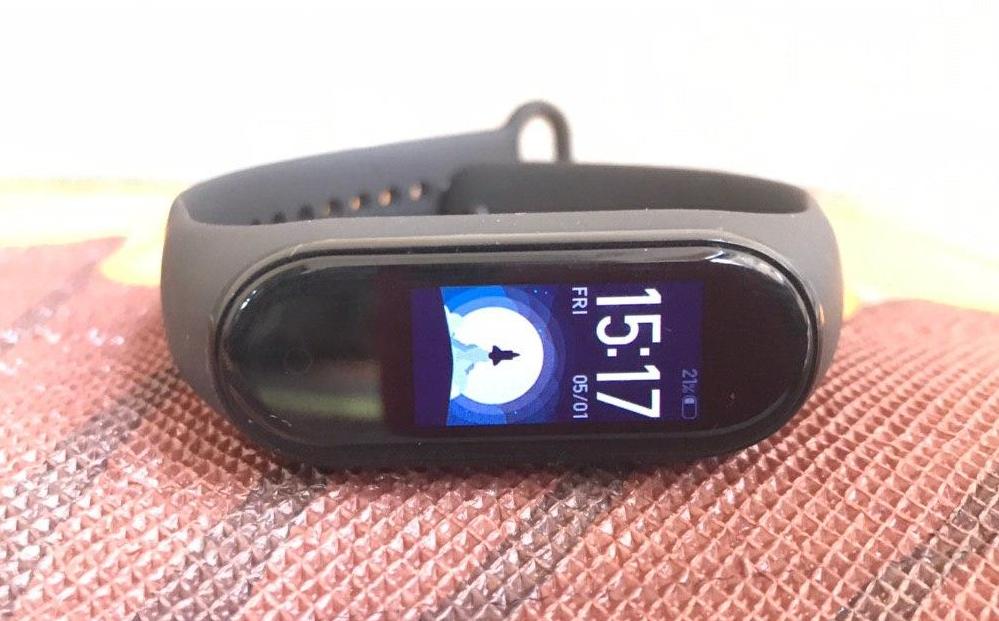 Xiaomi MI Band 4 Guide: 10 Features You Should Turn On - Dignited