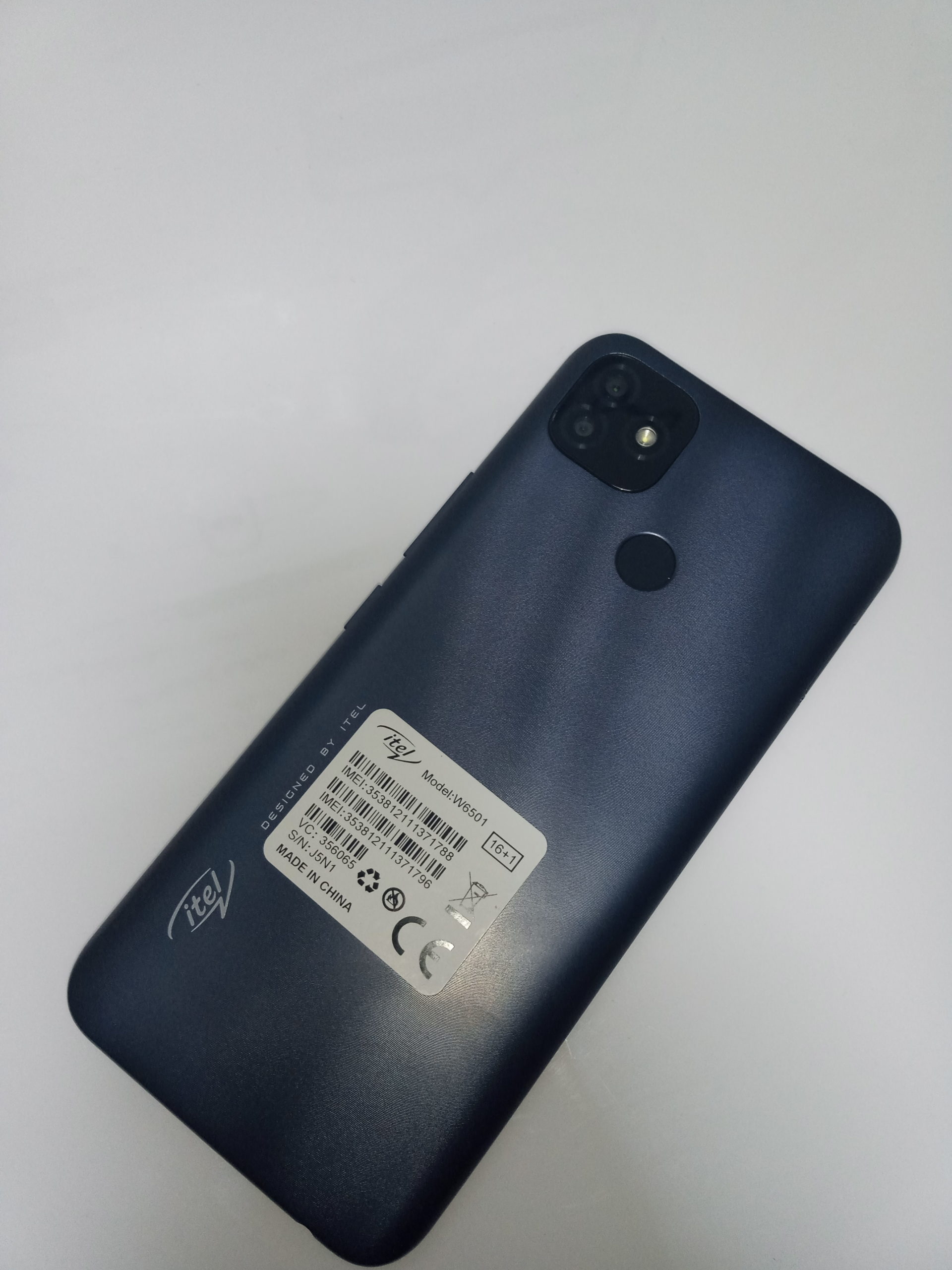 iTel P36  Unboxing and First Impressions - 95