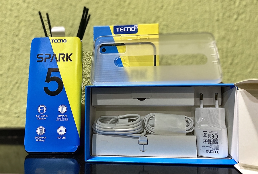 TECNO Spark 5 Unboxing