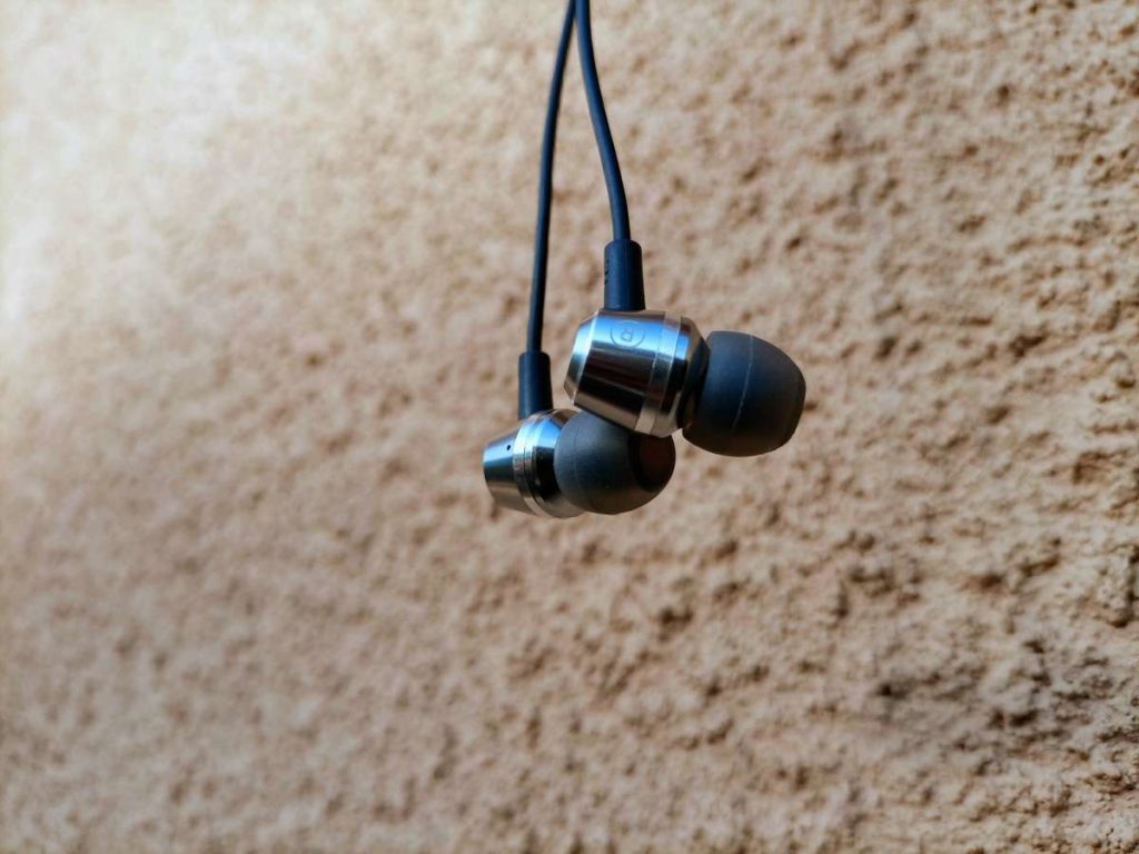 Blukar earphones