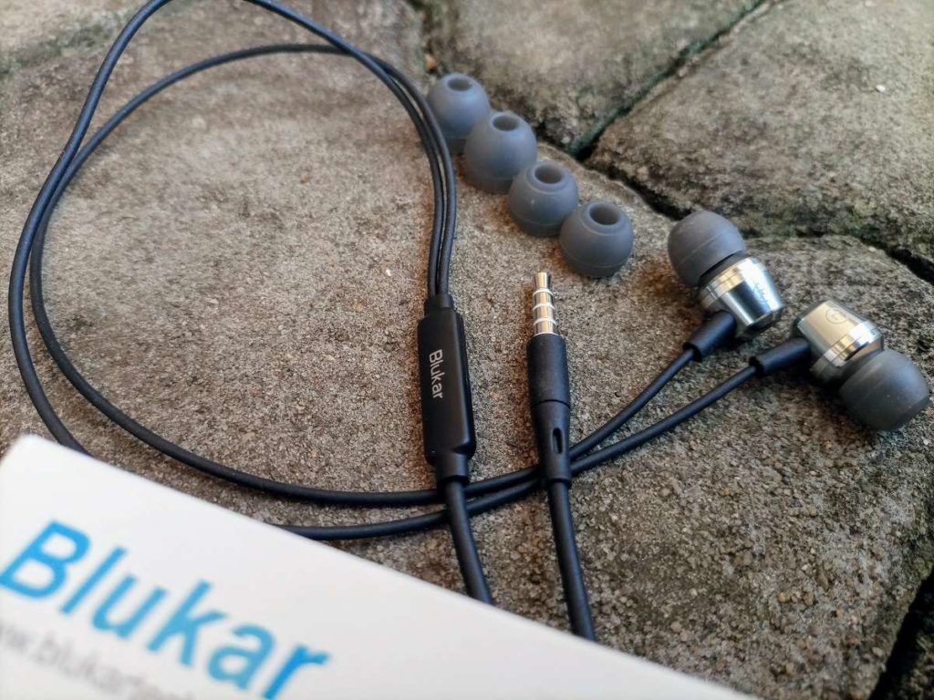 Blukar In-ear earphones