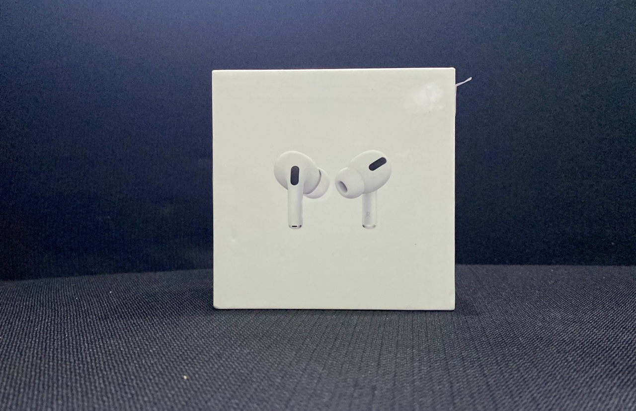 Hørehæmmet Berettigelse dække over Unboxing the Apple AirPods Pro - Dignited