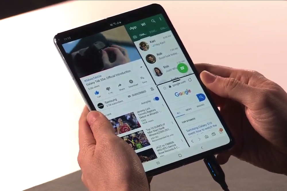 Multi-tasking on the Galaxy Fold | Image source: Whistle Out