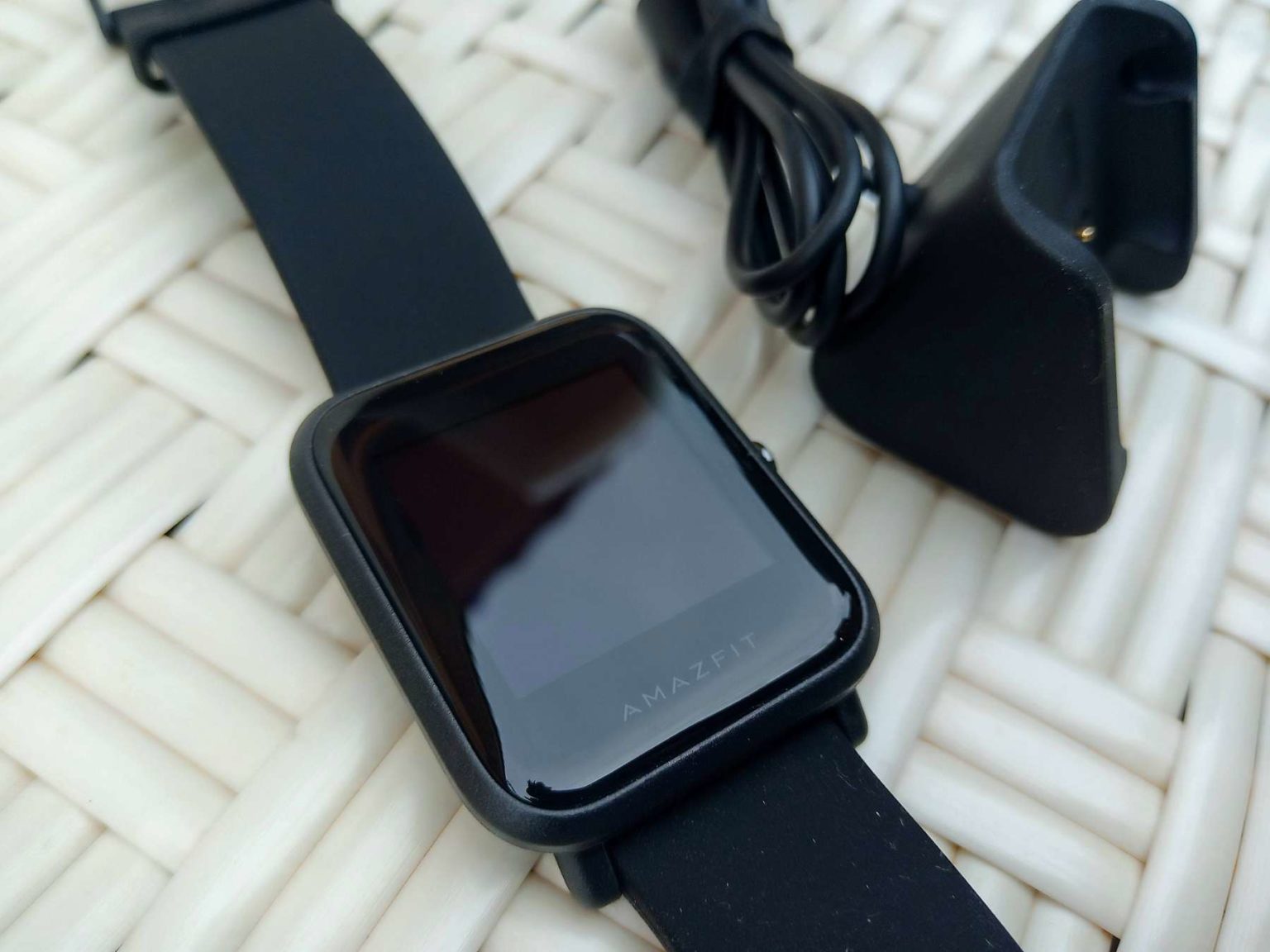 amazon fit bip review