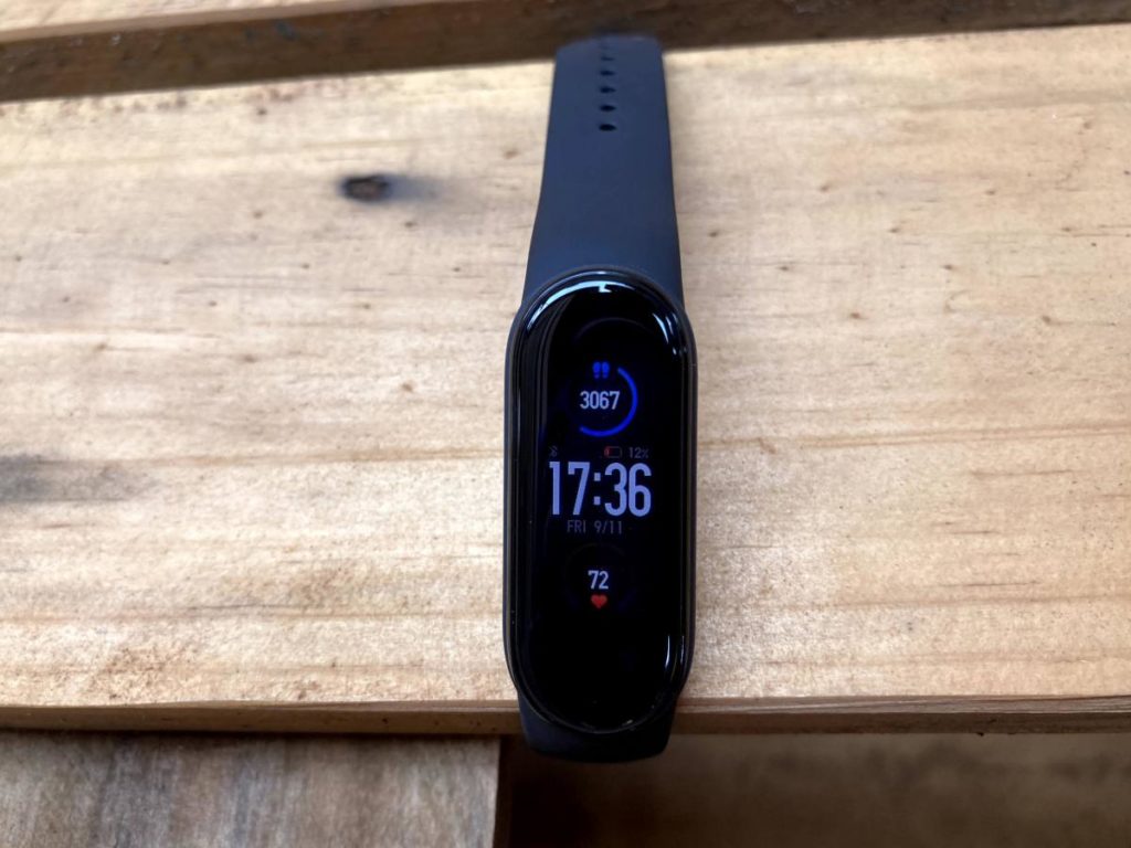 Xiaomi Mi Band 5 Guide: 5 Features You Should Turn On - Dignited