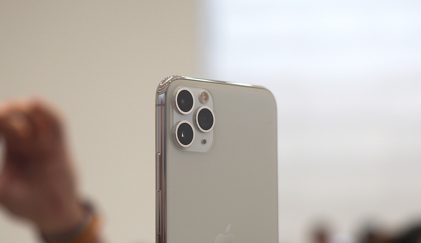 Iphone 12 с четырьмя камерами