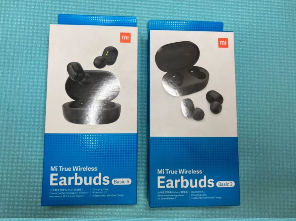 Eşlik etmek fon, sermaye salata earbuds ile airdots arasındaki fark ...