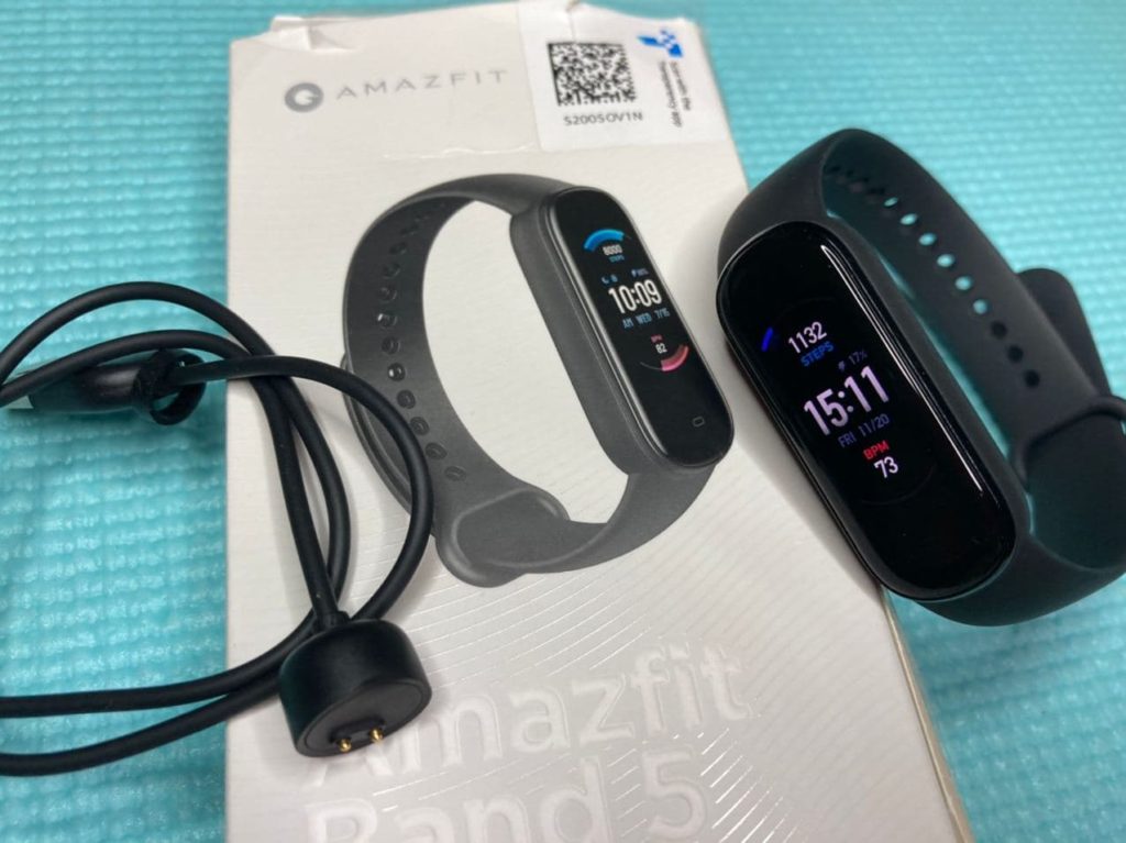 Amazfit band 5 review: SpO2 monitor on cheap, but Stick with the Mi Band 5  - Dignited