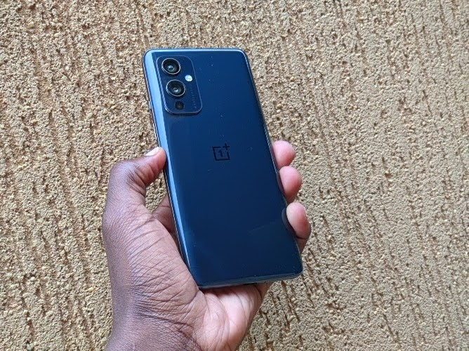 OnePlus 9 5G Review: The almost perfect smartphone from OnePlus yet