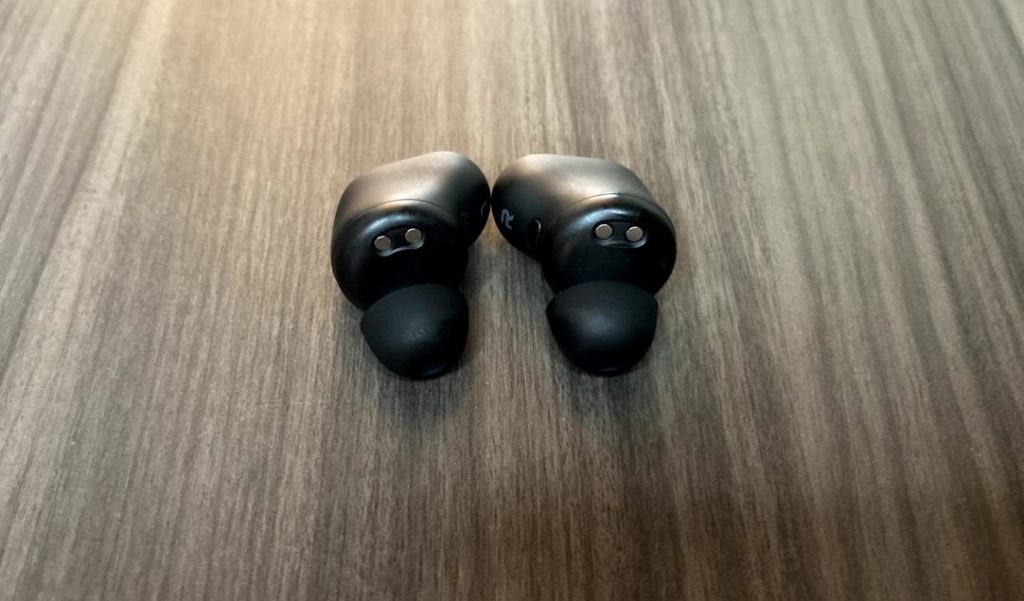 Redmi Buds 3 VS Redmi buds 3 Pro: Best budget earbuds of 2021 