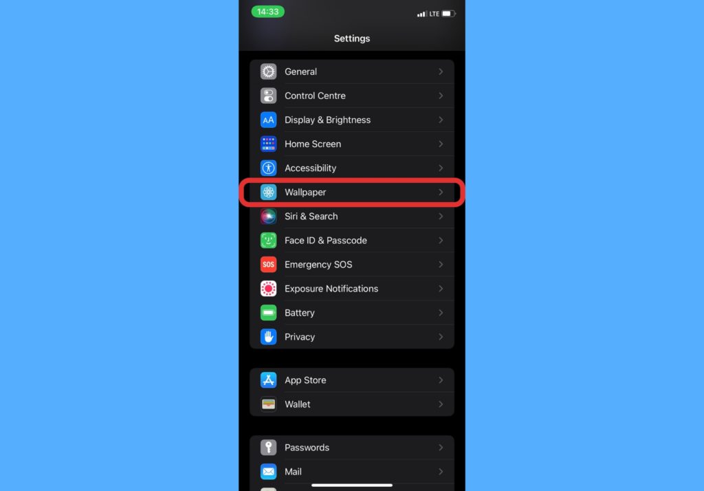 how do you change your screensaver on iphone 14