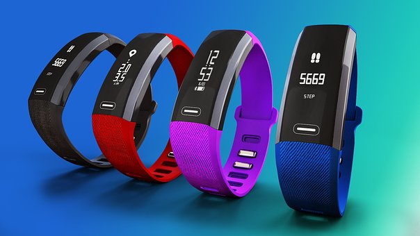 13 Best Fitness Trackers (2023): Watches, Bands, and Rings