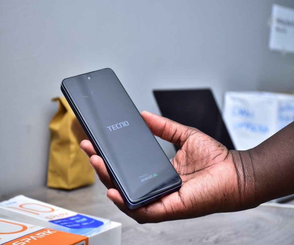 TECNO Spark 10 Pro Screen and Display