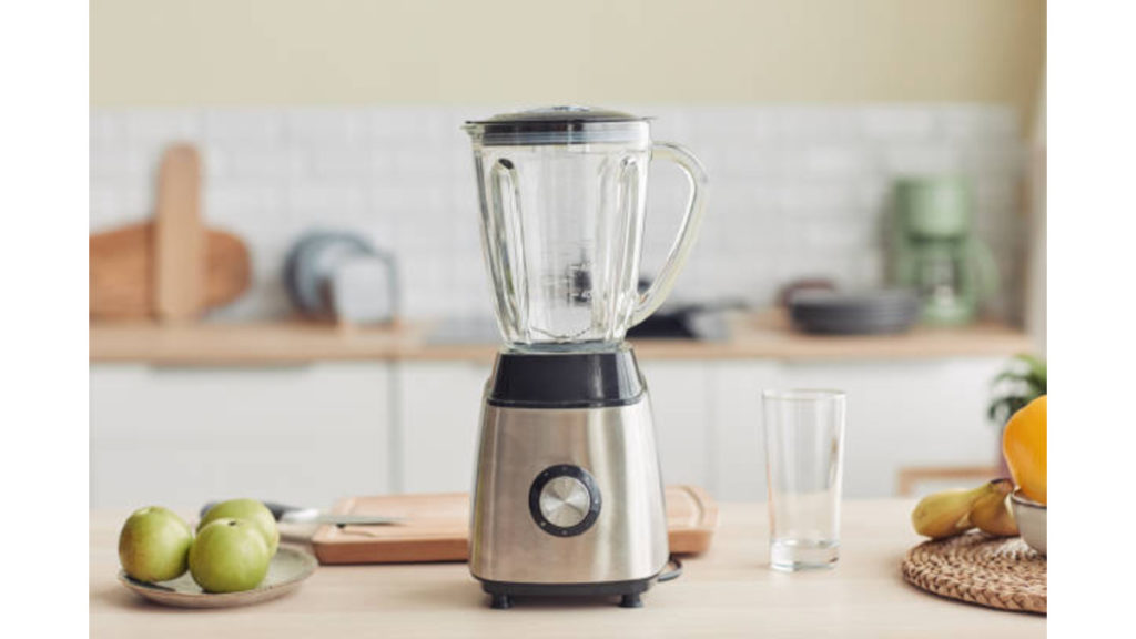 The Best Affordable Blenders Under $200 for Your Kitchen in 2023